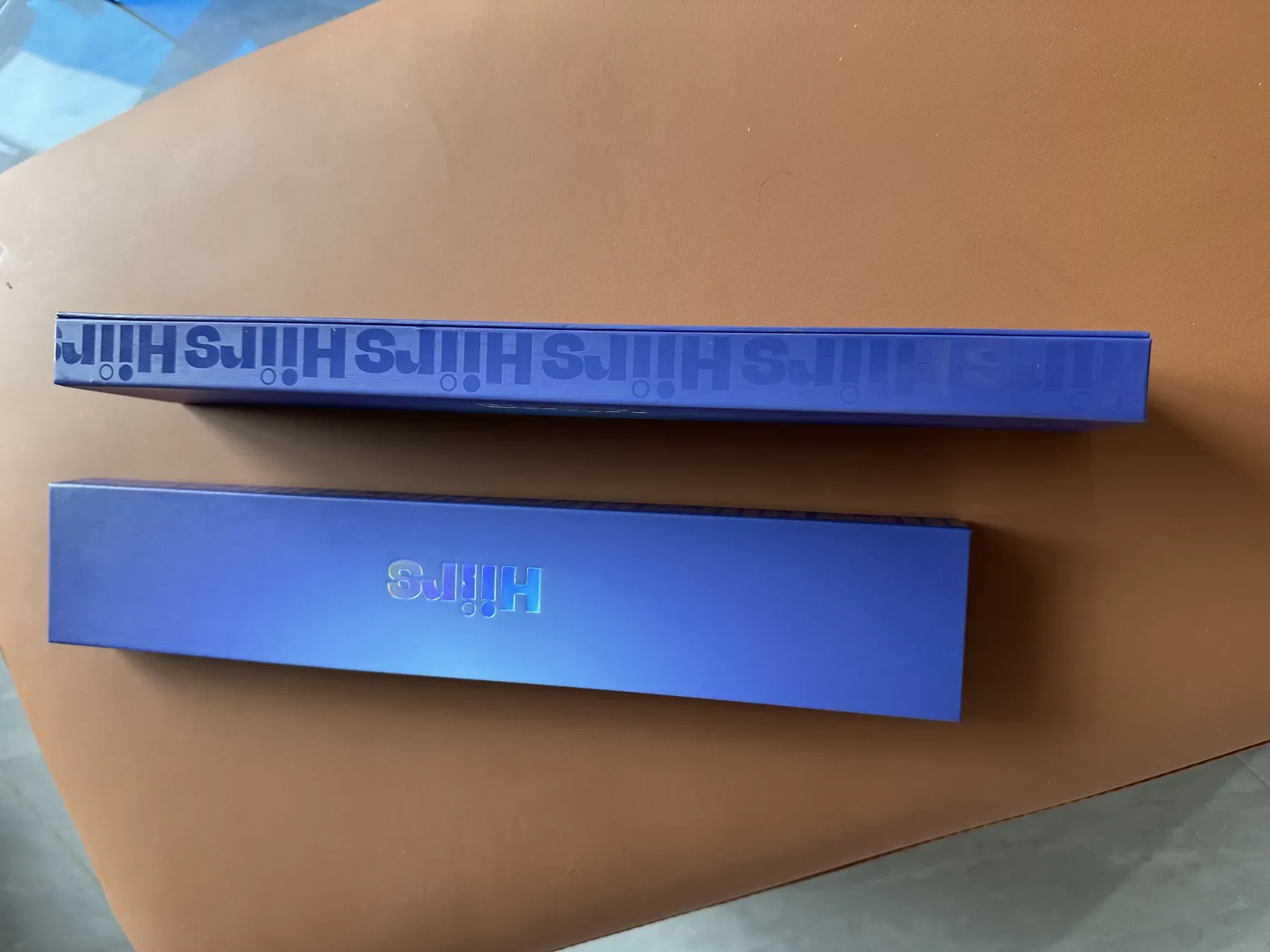 Two closed HIIRS display boxes
